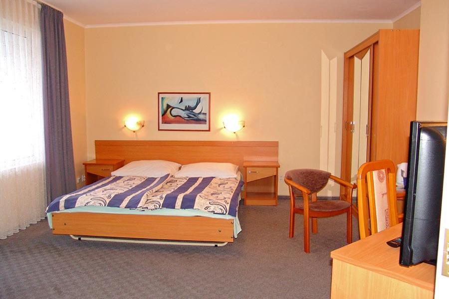 Hotel Europa Ястшембя-Гура Экстерьер фото