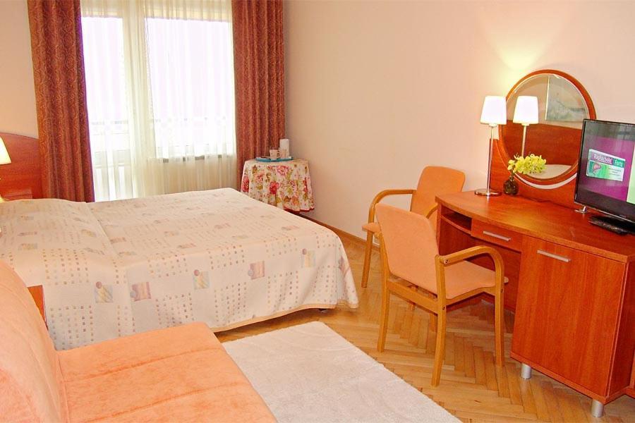 Hotel Europa Ястшембя-Гура Экстерьер фото
